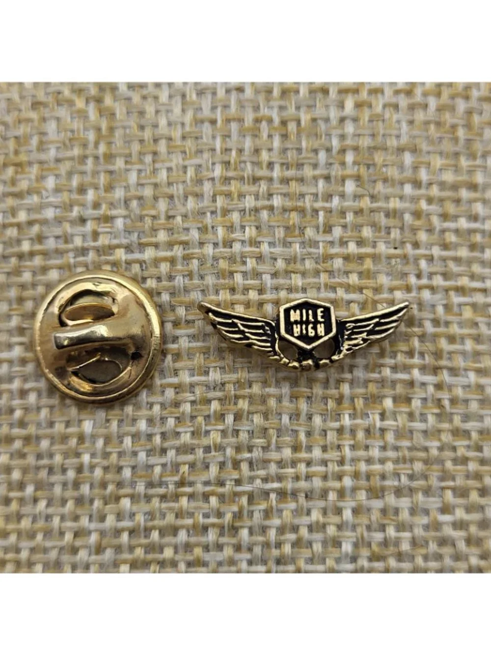 Vintage Mile High Lapel Hat Pin Gold Tone Wings Airplane Pilot Tie Tack